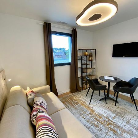 غوجان-ميستراس La Villa Du Golf - Chambre D Hotes المظهر الخارجي الصورة