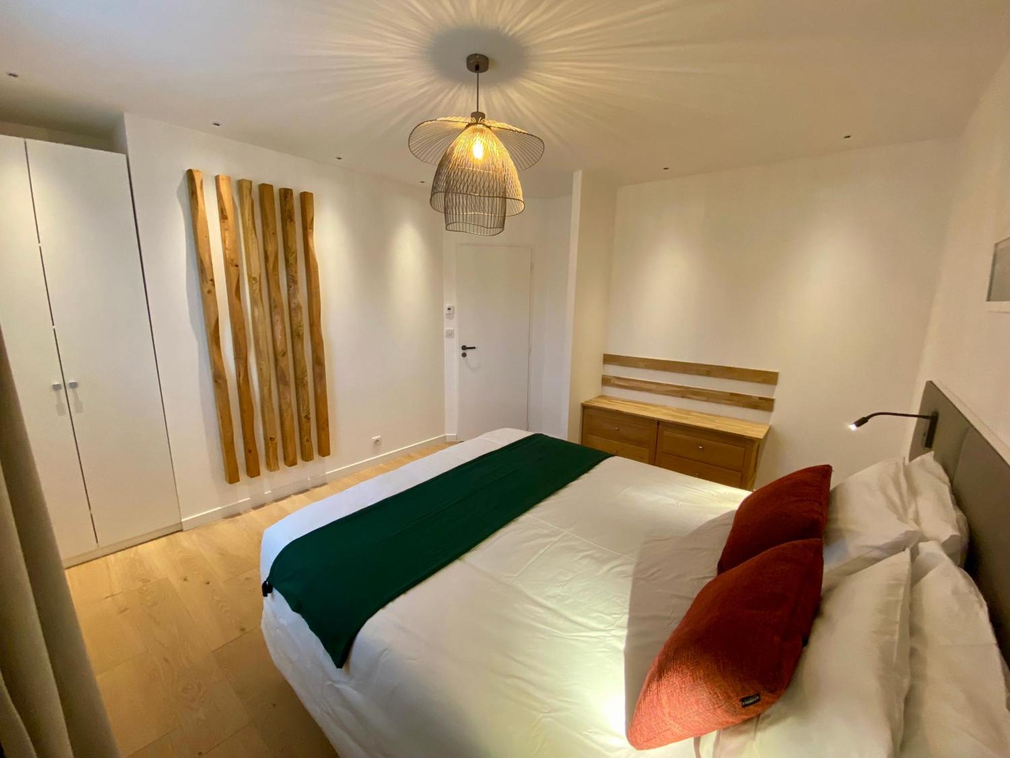 غوجان-ميستراس La Villa Du Golf - Chambre D Hotes المظهر الخارجي الصورة